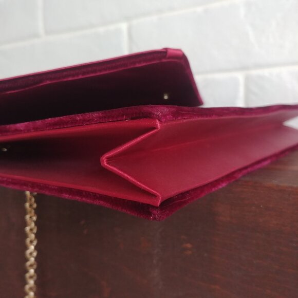 Vintage dark red velvet handmade in Hong Kong gold chain clutch bag purse - Picture 11 of 16